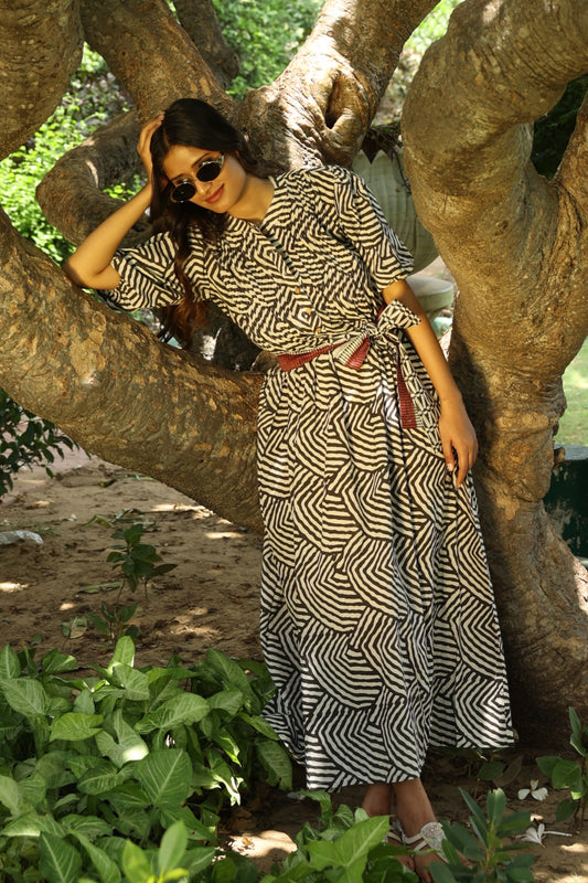 Inkline Dress
